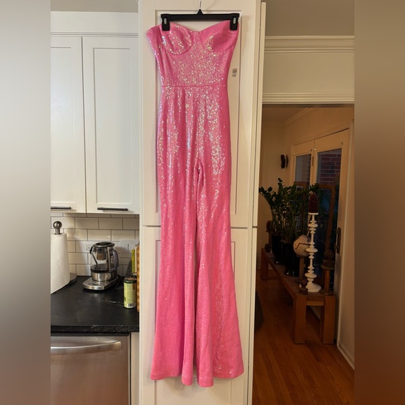 new Nadine Merabi Tiffany sequin flare jumpsuit in barbie pink - Picture 3 of 8